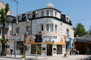 Golden Rooms